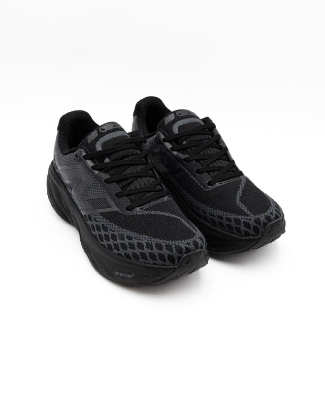 New Balance-Inspired Sneakers – Sporty Comfort, Everyday Style