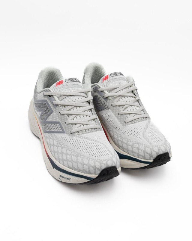 New Balance-Inspired Sneakers – Sporty Comfort, Everyday Style