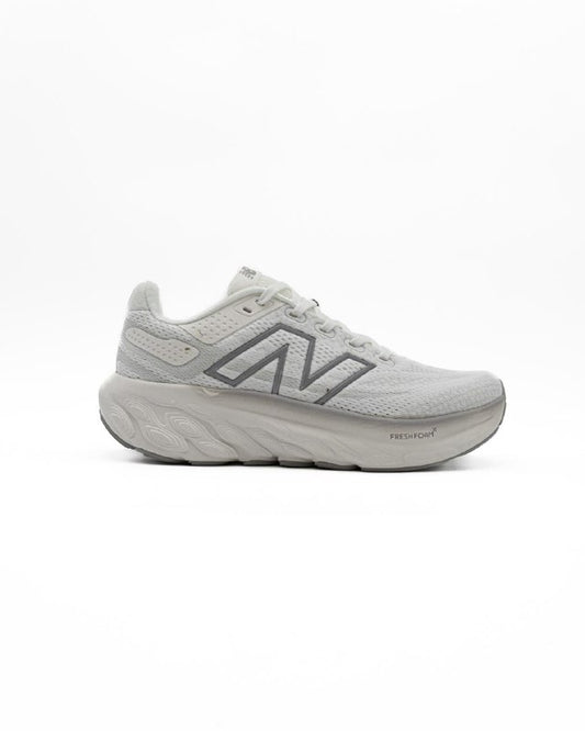 New Balance-Inspired Sneakers – Sporty Comfort, Everyday Style