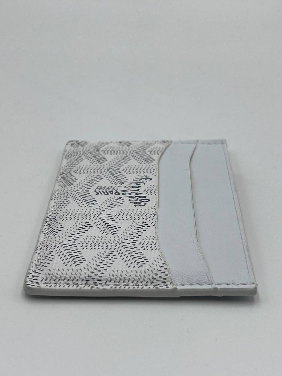 نسخة حامل بطاقة جويارد