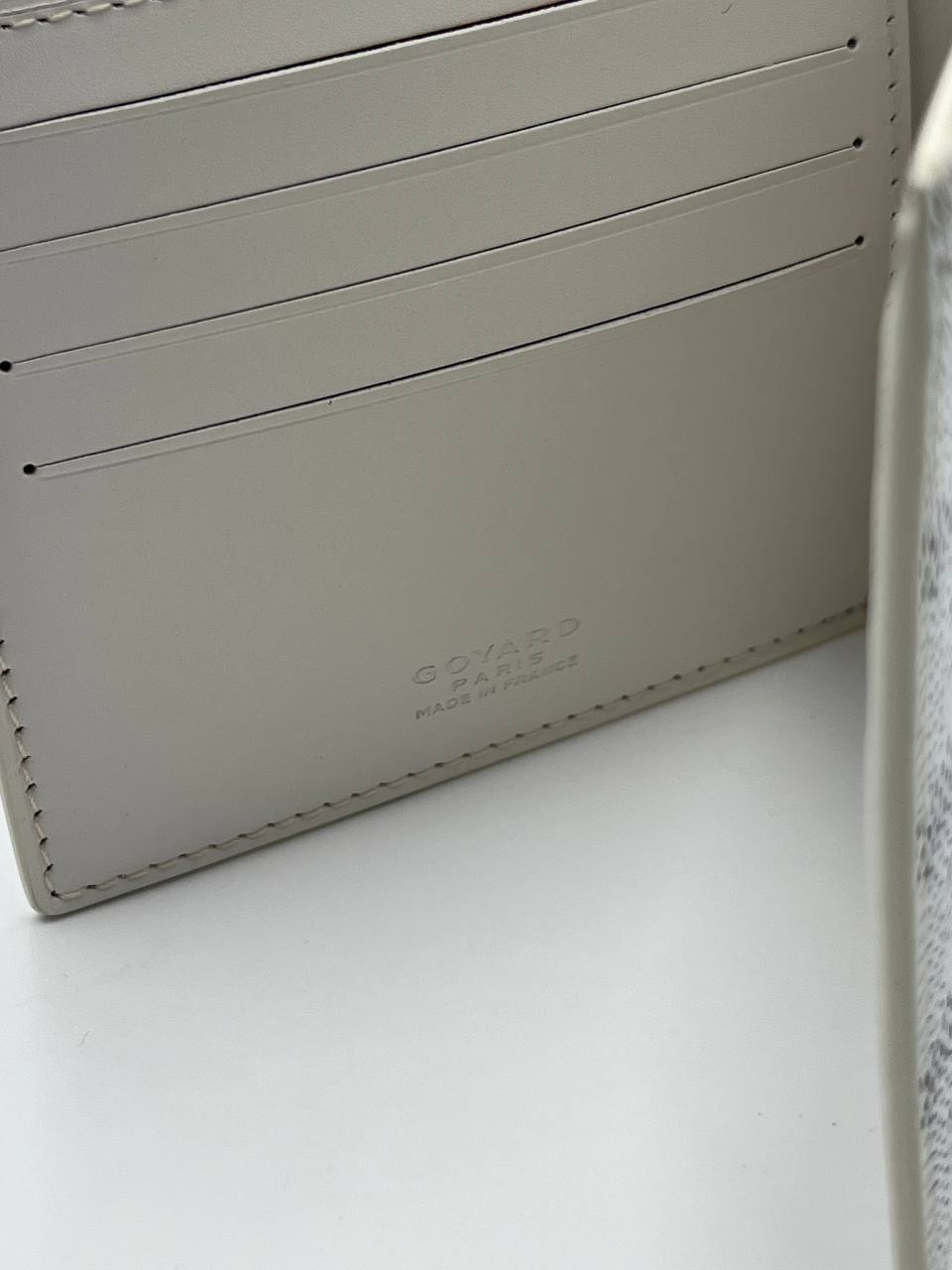 محفظة جويارد الكبيرة فائقة الجودة