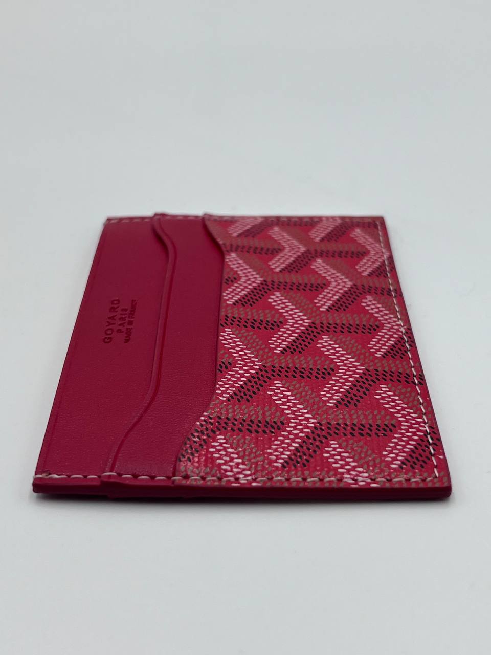 نسخة حامل بطاقة جويارد