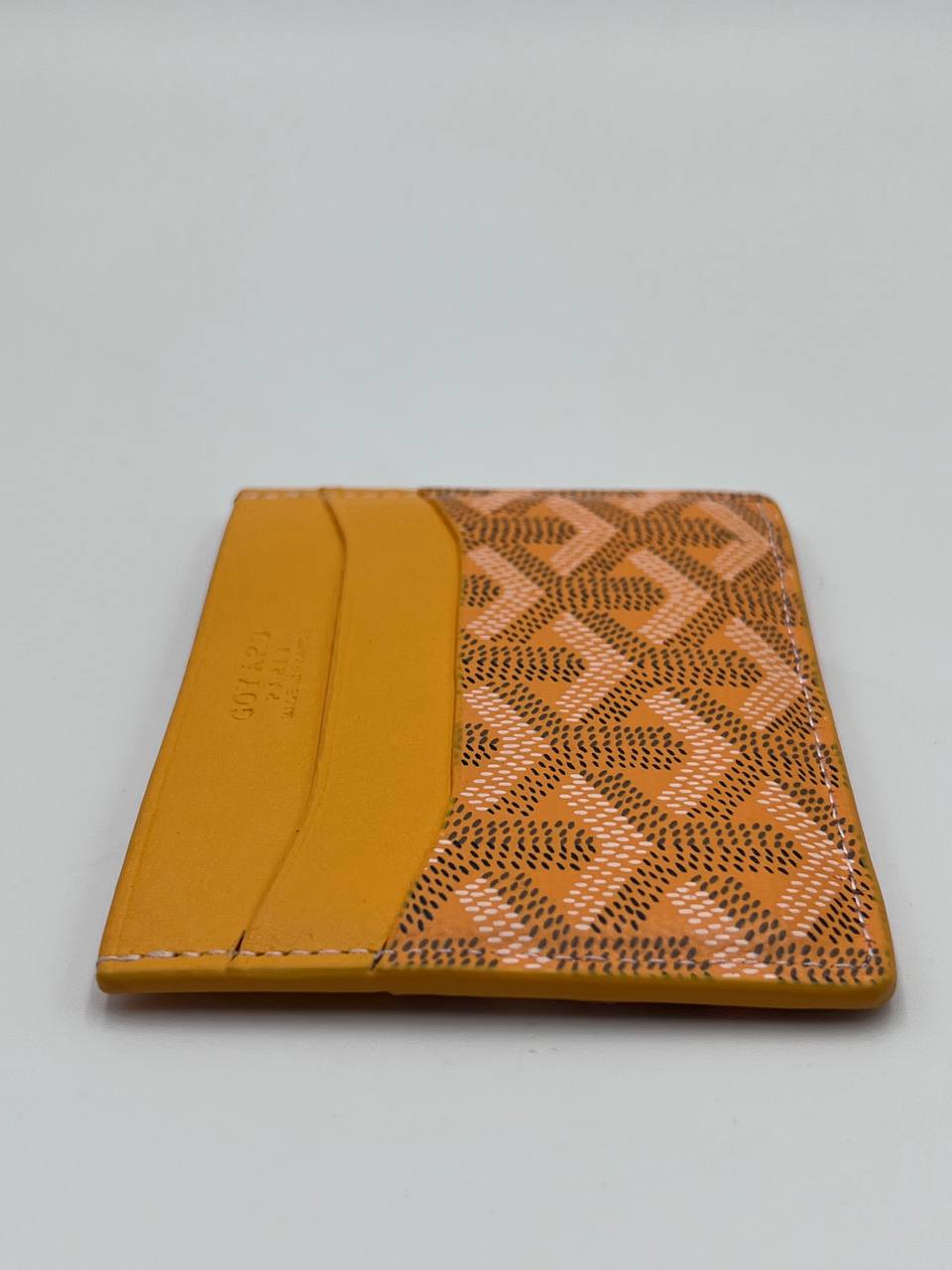 نسخة حامل بطاقة جويارد