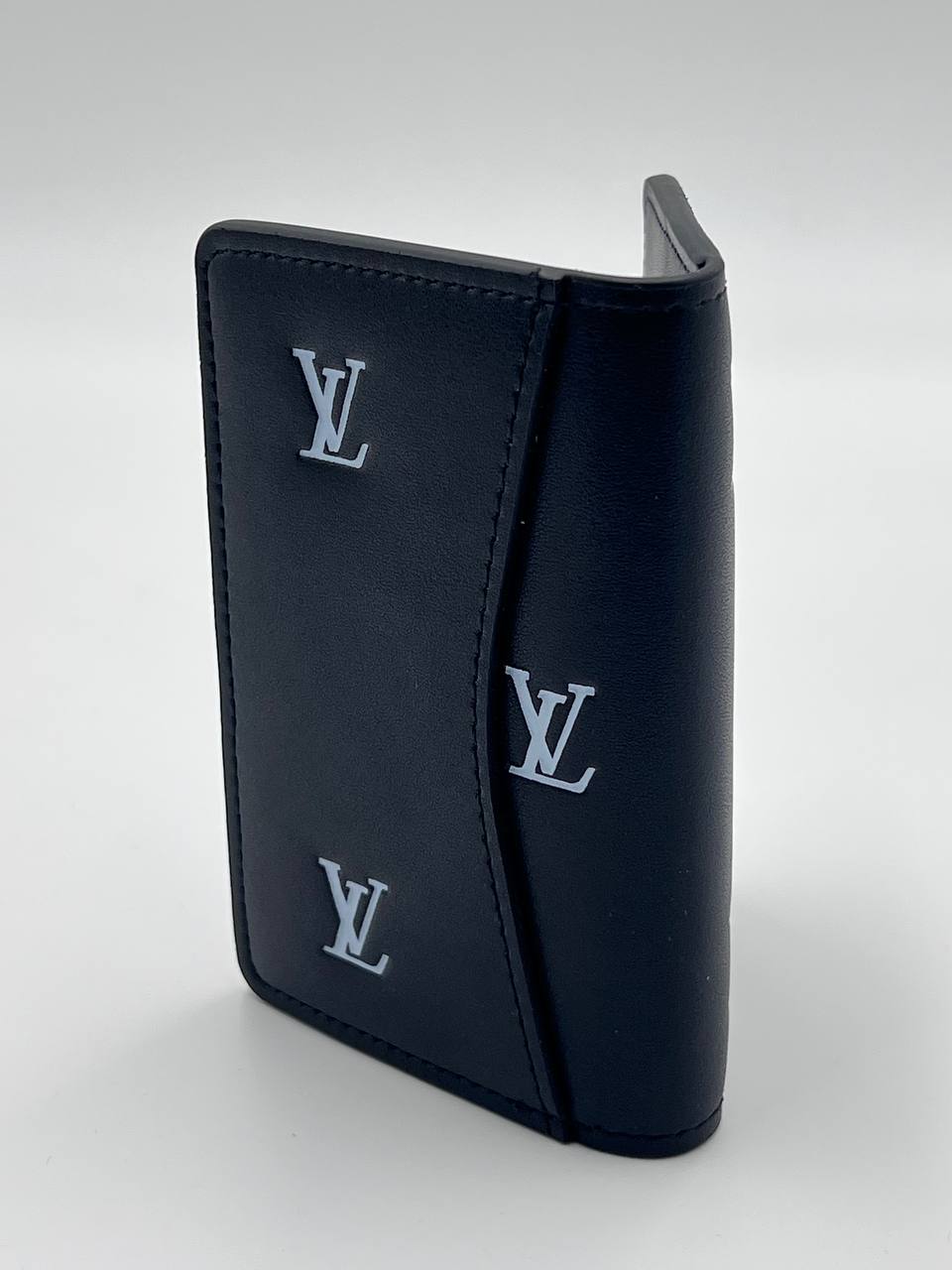 محفظة LV متوسطة الحجم