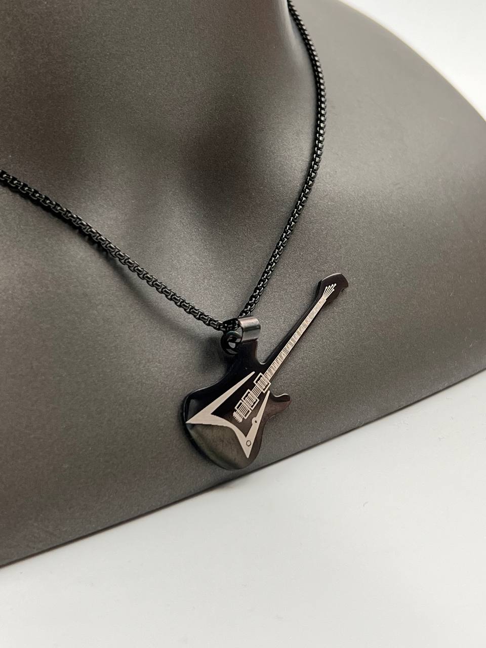 سلسلة أنيقة