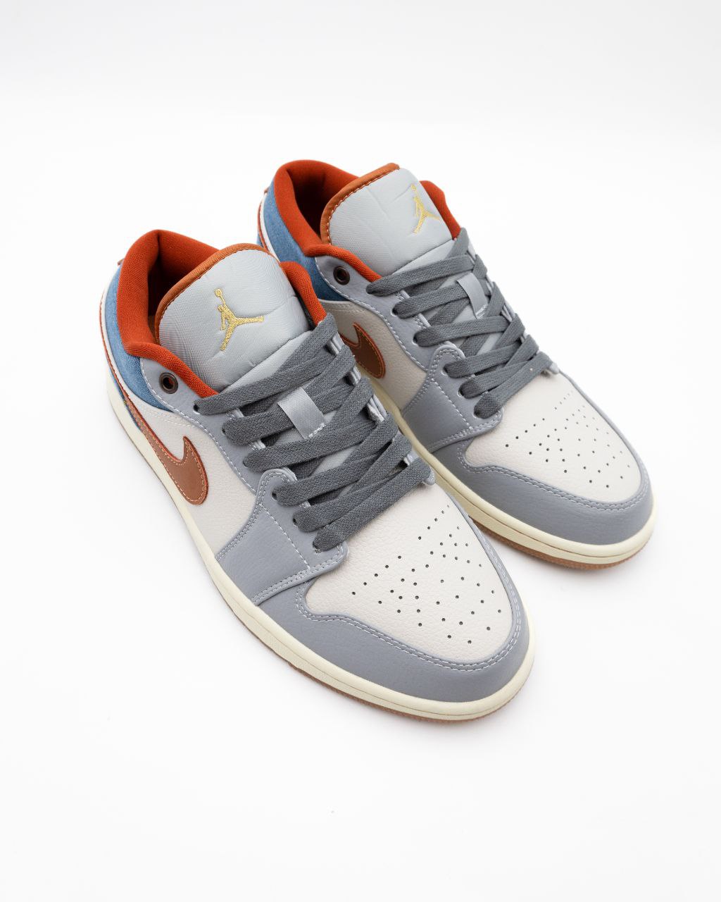 Nike Style Shoes – Lightweight, Sporty, Comfortable