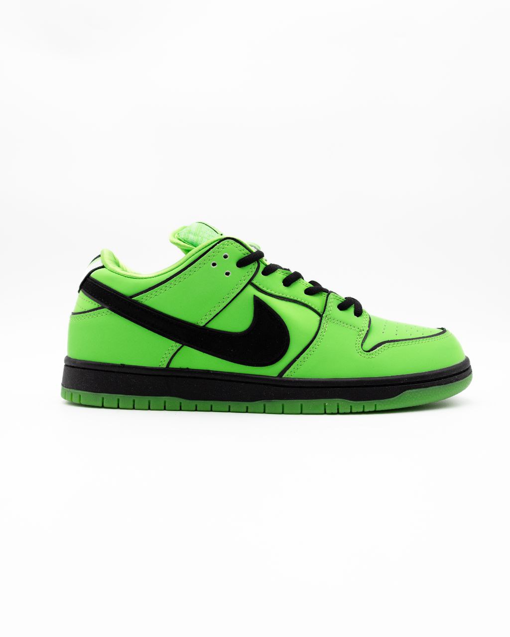 Nike Style Shoes – Lightweight, Sporty, Comfortable