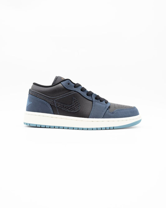 Nike Style Shoes – Lightweight, Sporty, Comfortable