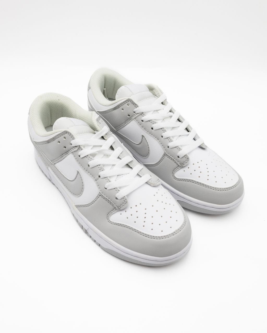 Nike Style Shoes – Lightweight, Sporty, Comfortable