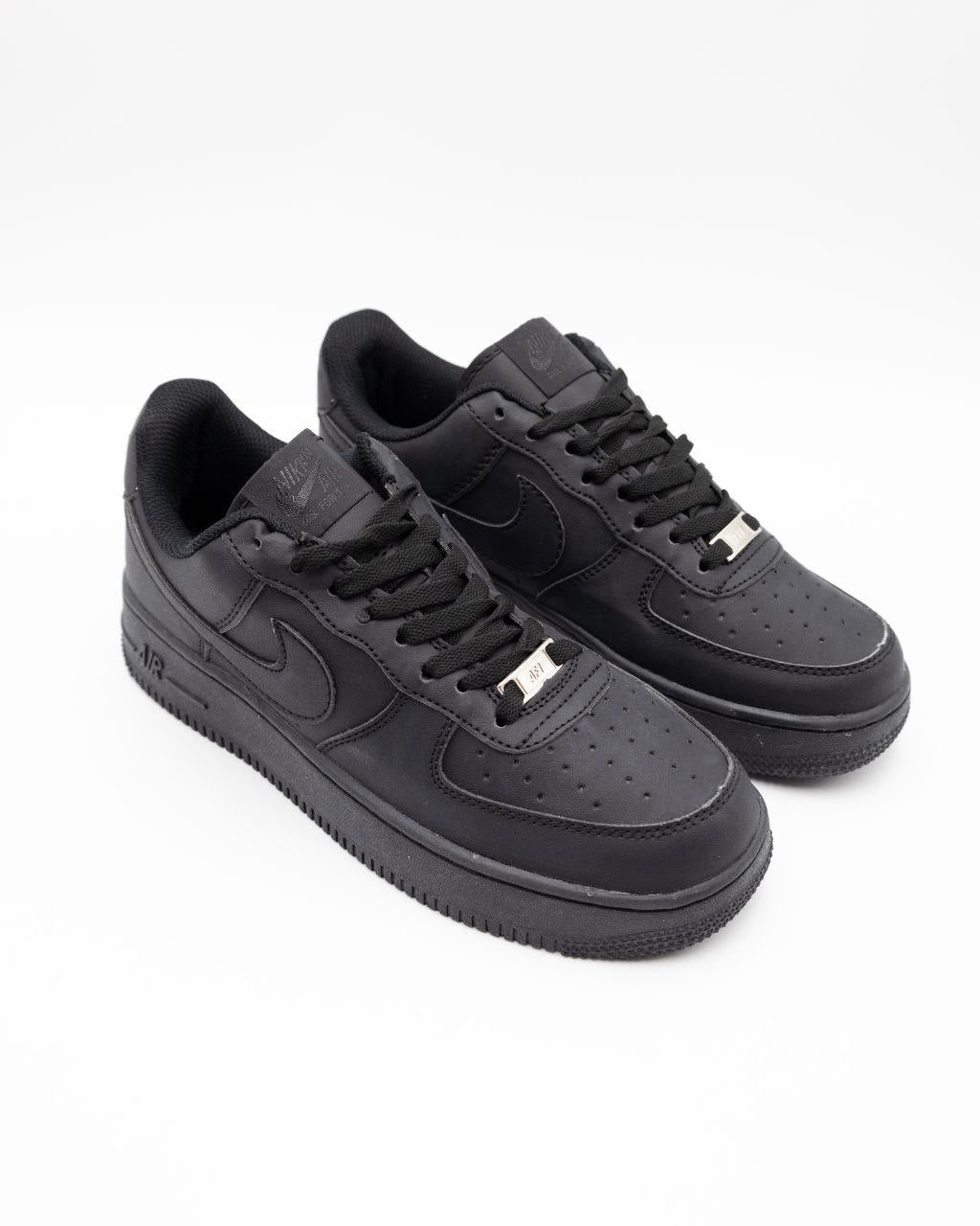 Nike Style Shoes – Lightweight, Sporty, Comfortable
