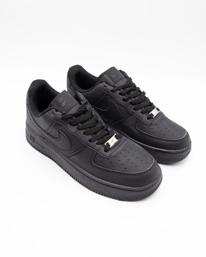 Nike Style Shoes – Lightweight, Sporty, Comfortable