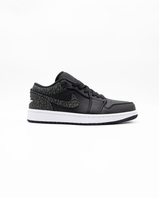 Nike Style Shoes – Lightweight, Sporty, Comfortable