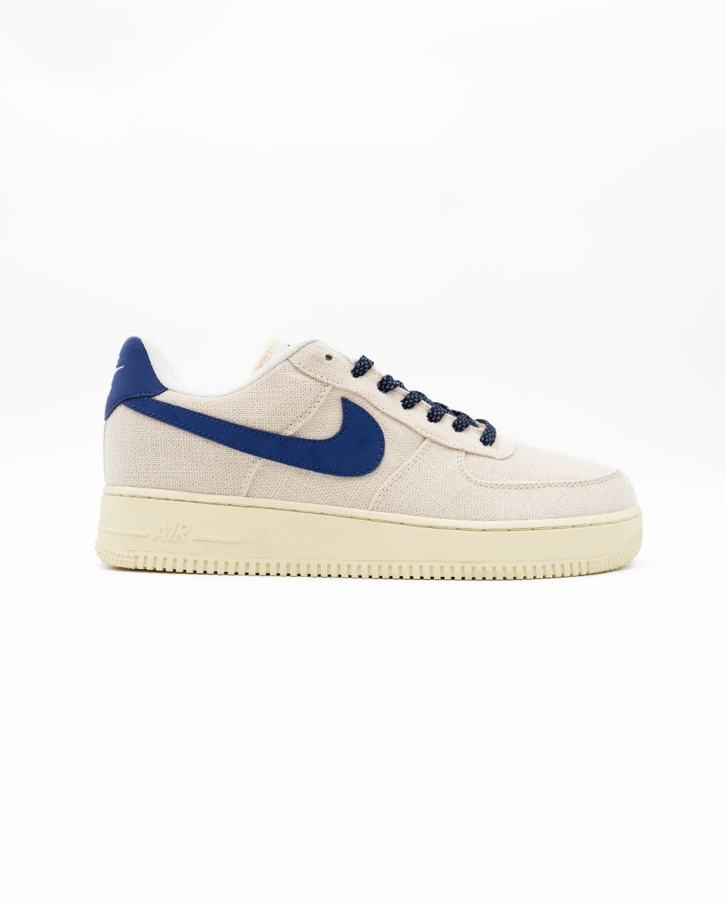 Nike Style Shoes – Lightweight, Sporty, Comfortable