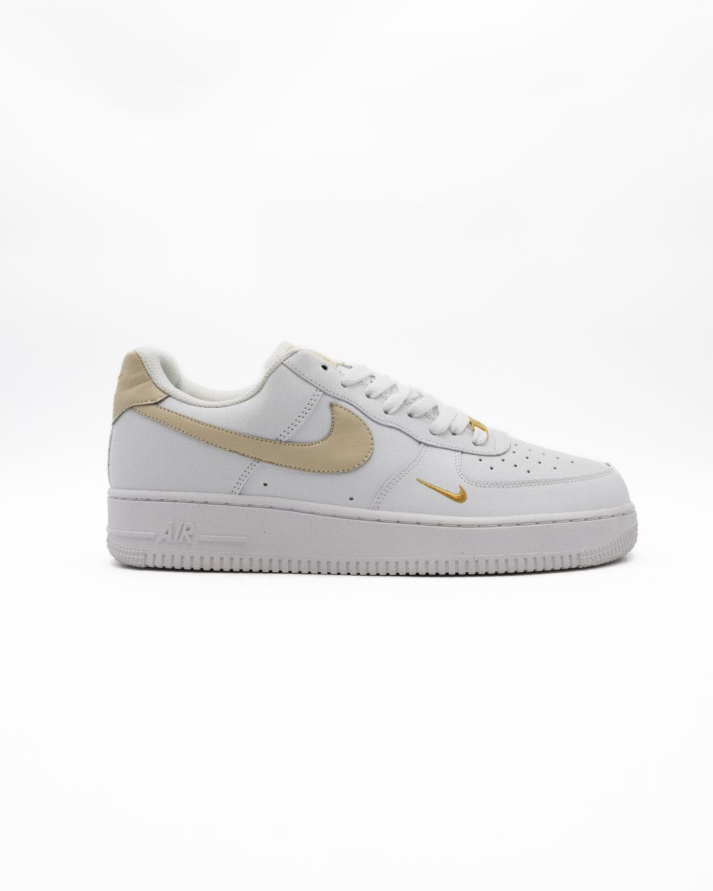 Nike Style Shoes – Lightweight, Sporty, Comfortable