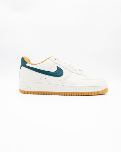 Nike Style Shoes – Lightweight, Sporty, Comfortable