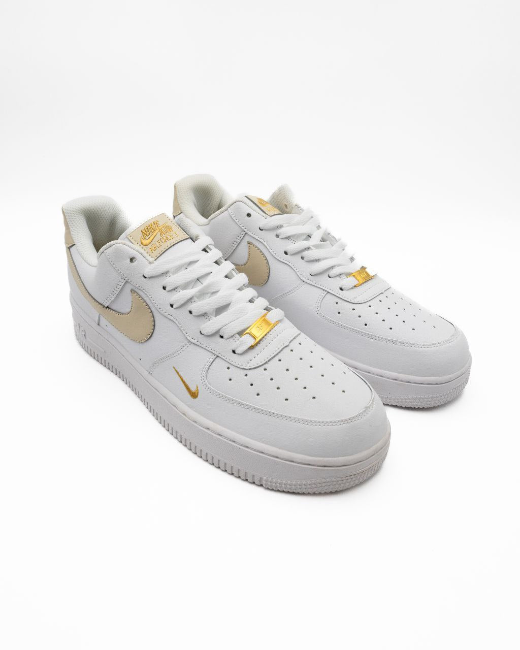 Nike Style Shoes – Lightweight, Sporty, Comfortable