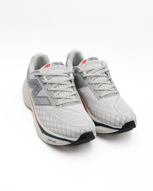 New Balance-Inspired Sneakers – Sporty Comfort, Everyday Style