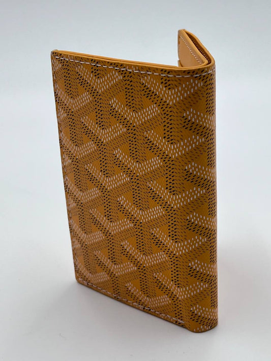 محفظة جويارد متوسطة الحجم