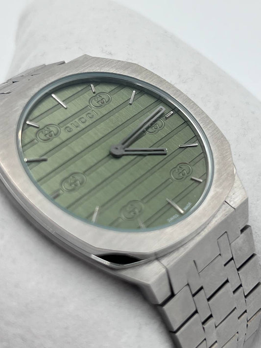 Green Gucci 25H Quartz Watch