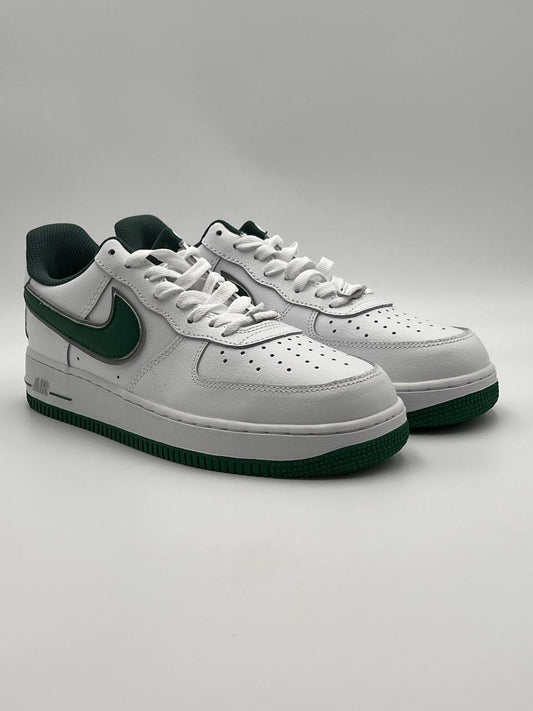 Nike Performance Sneakers