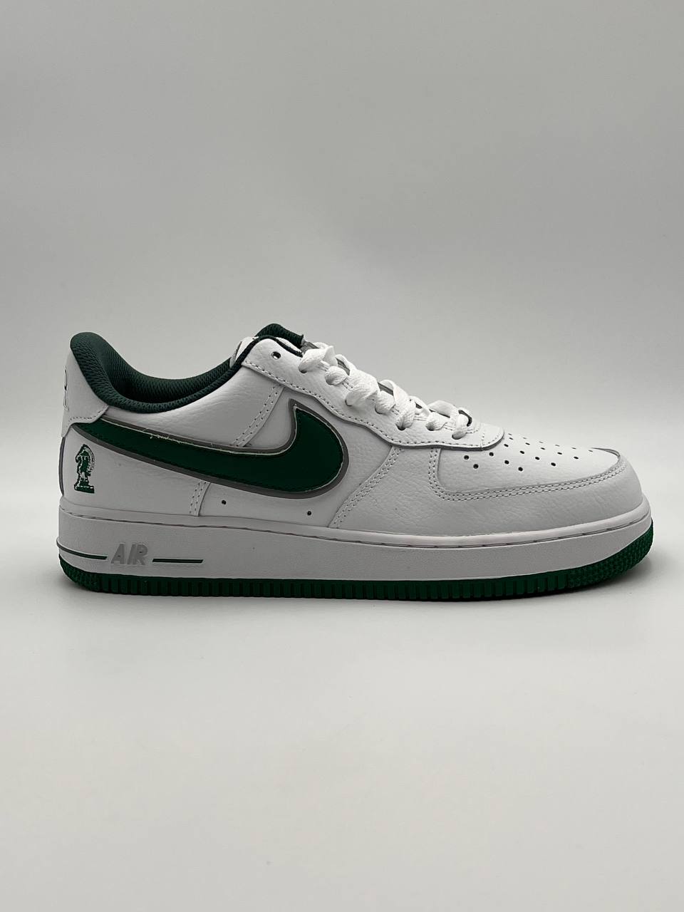 Nike Performance Sneakers
