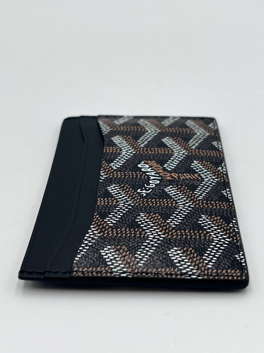 حامل بطاقة جويارد سوبر