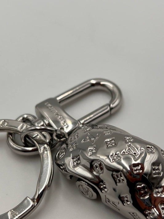 Key chain ( car key )