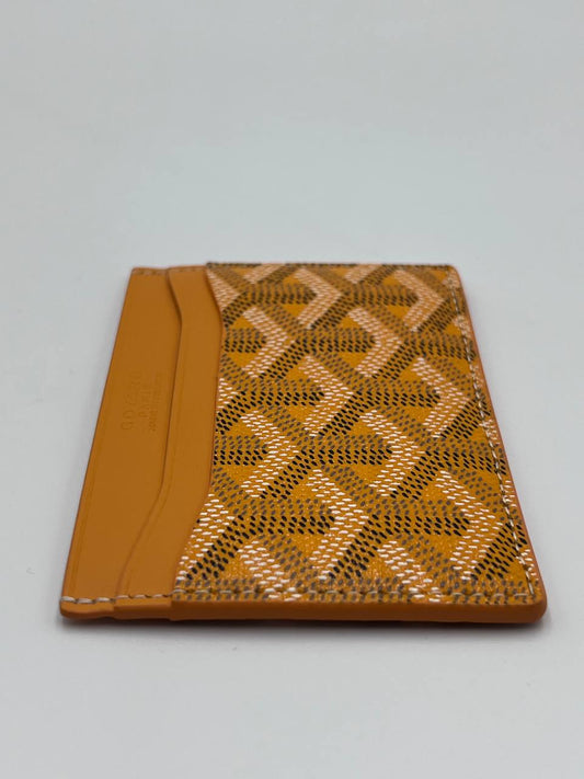 حامل بطاقة جويارد سوبر